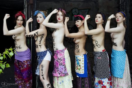  FEMEN     